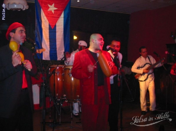 http://salsa-in-halle.de/pixlie/cache/vs_030501damals_somos_cuba01.jpg