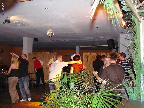 http://salsa-in-halle.de/pixlie/cache/vs_097April08_08043008.JPG