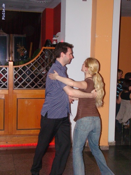 http://salsa-in-halle.de/pixlie/cache/vs_097April08_08043012.JPG