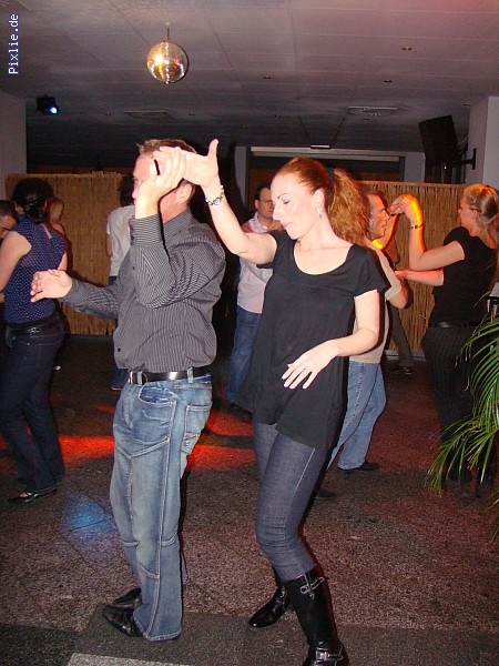 http://salsa-in-halle.de/pixlie/cache/vs_098April08_08040209.JPG