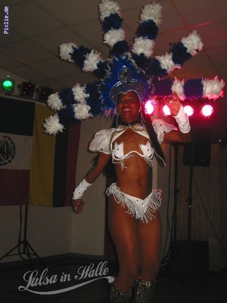 http://salsa-in-halle.de/pixlie/cache/vs_114Salsacarneval02_ca21217.jpg